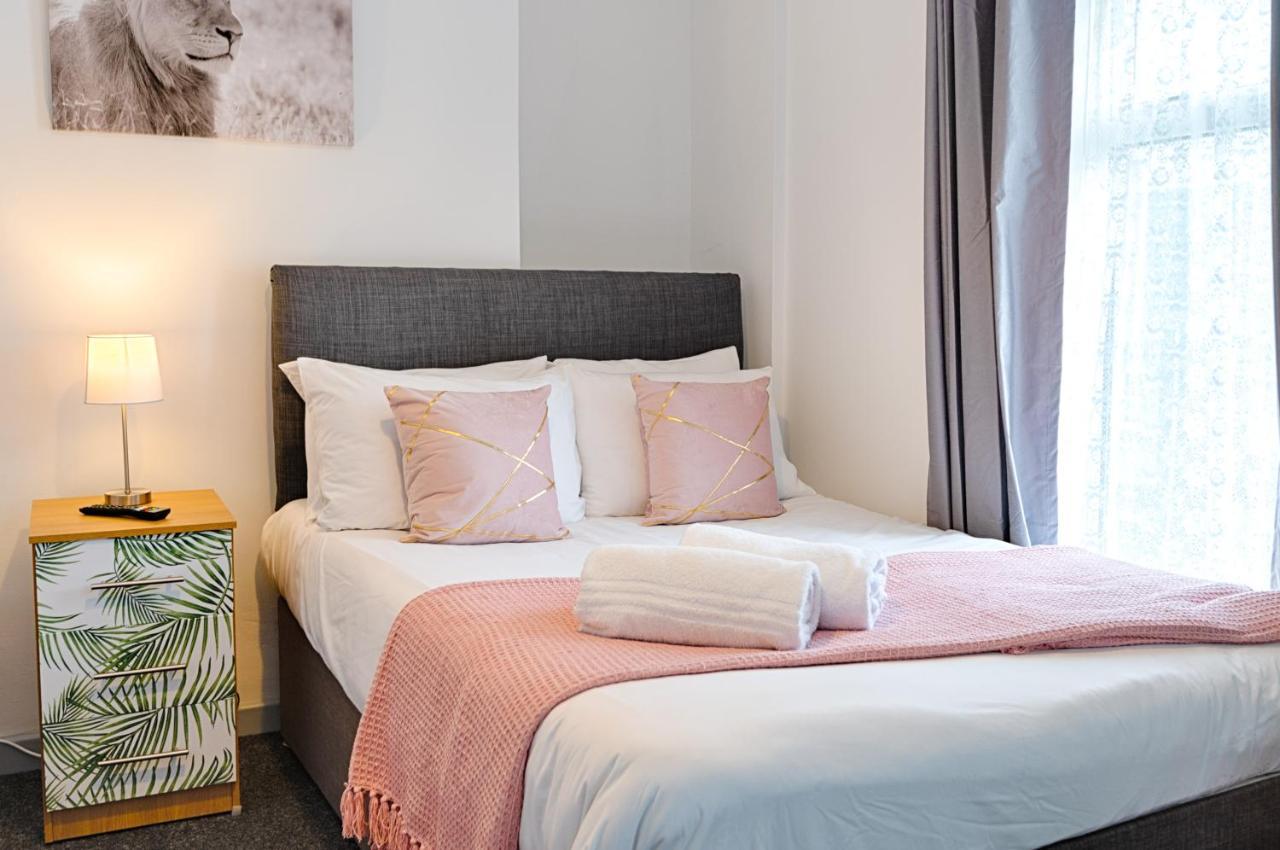 City Centre, Parking, Smart Tv'S In All Rooms Swansea Exteriér fotografie
