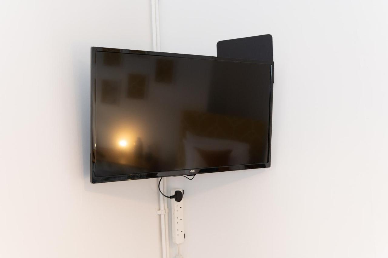City Centre, Parking, Smart Tv'S In All Rooms Swansea Exteriér fotografie