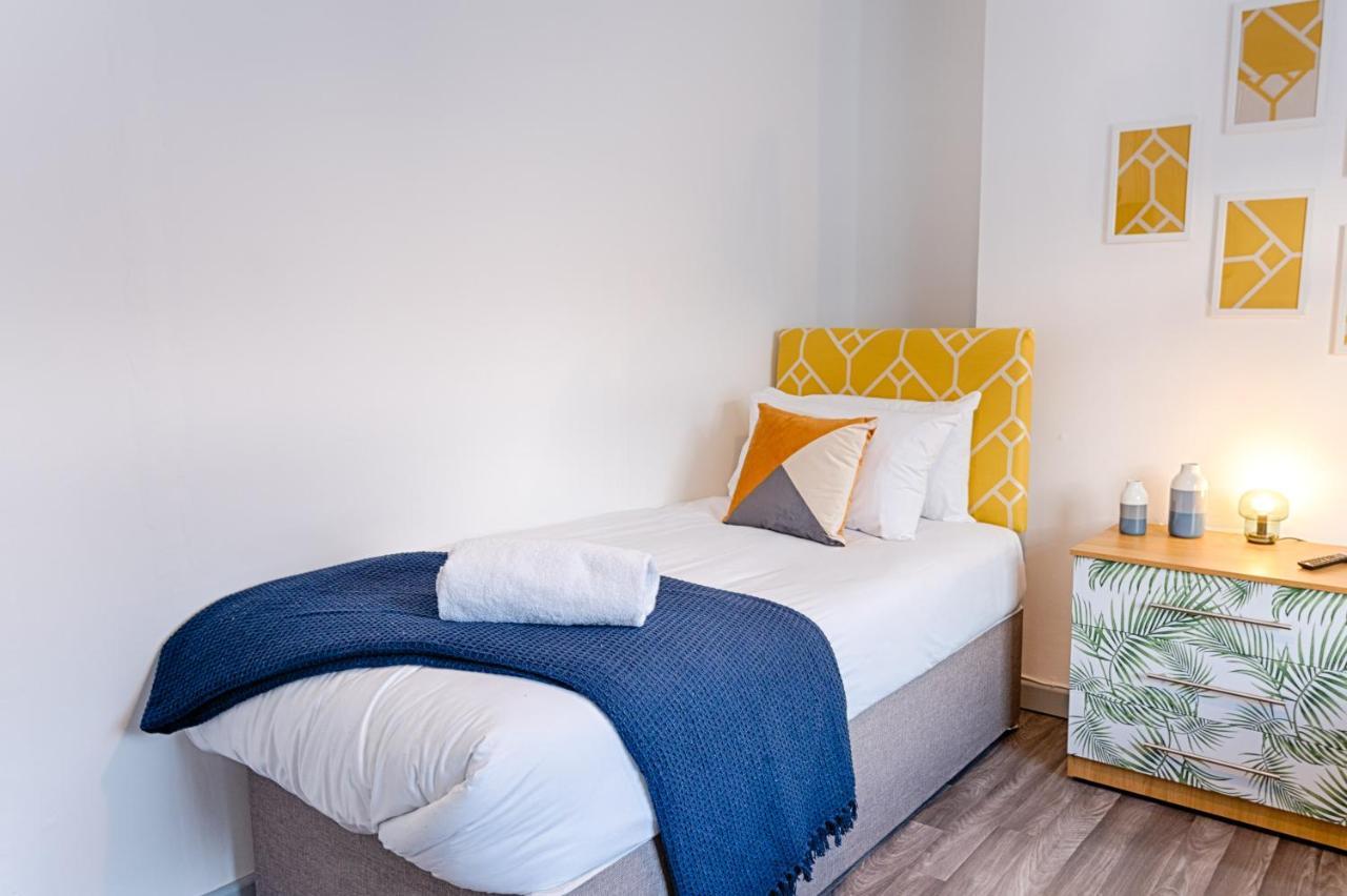 City Centre, Parking, Smart Tv'S In All Rooms Swansea Exteriér fotografie