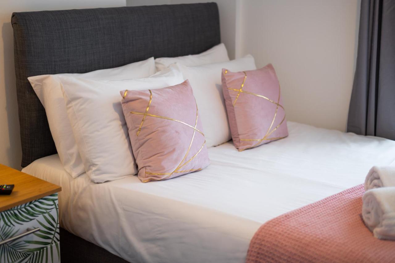 City Centre, Parking, Smart Tv'S In All Rooms Swansea Exteriér fotografie